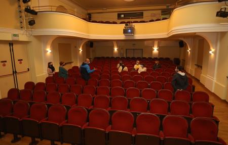 PREVZEM PROJEKTORJA V KD CERKNICA 08 FOTO LJUBO VUKELIČ